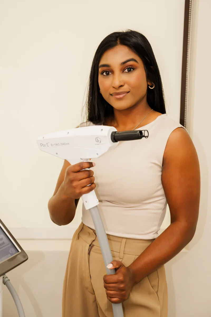 Pieza de mano de microneedling Pix E en La Miel Aesthetics en North Raleigh, NC.